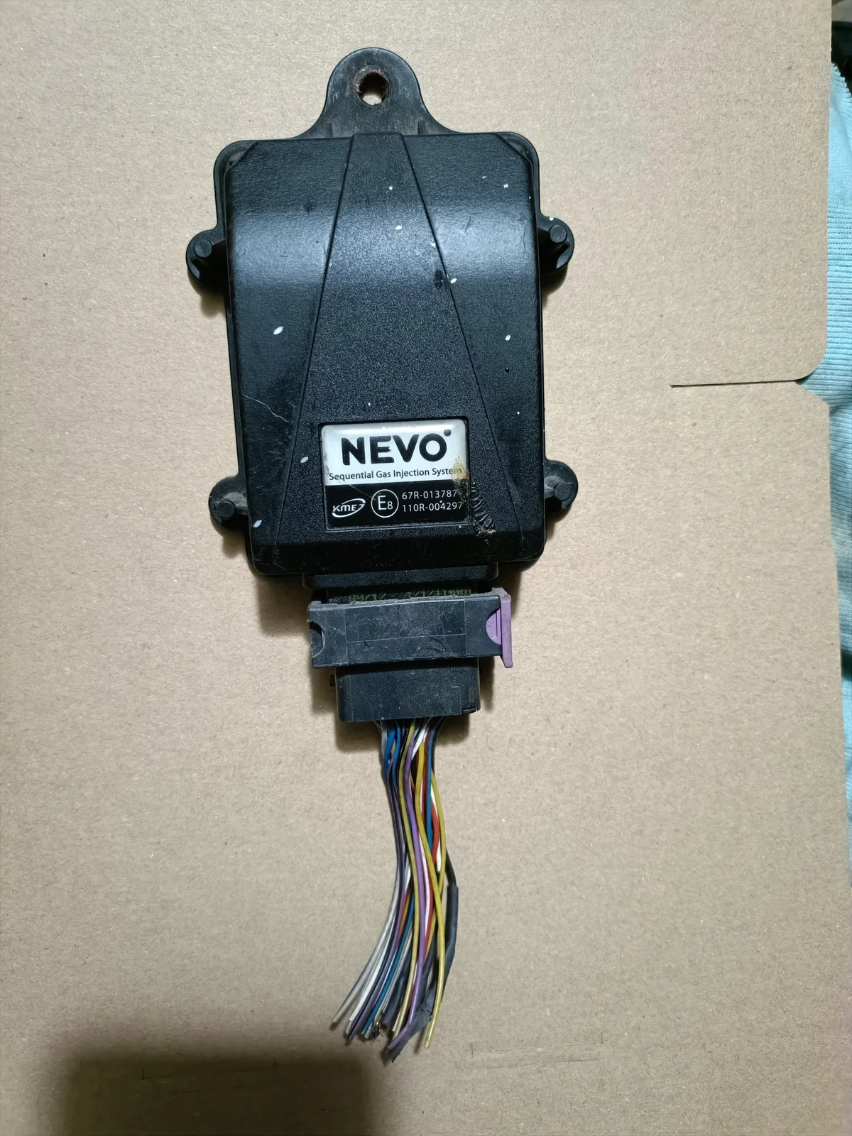 Styrdon Nevo 3-4 cylindrar Jfvvccvb