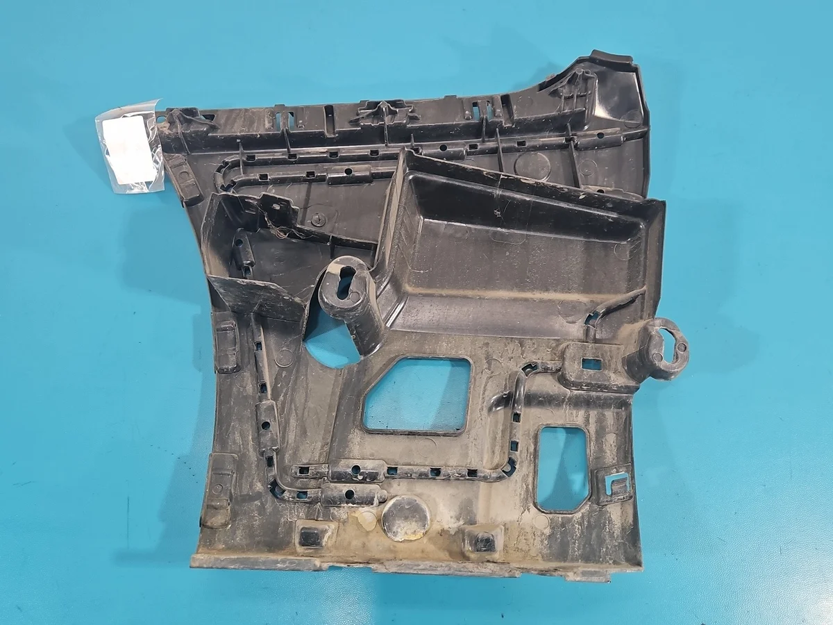 Halterung Stoßfänger Hinten Rechts BMW 4 F32 F33 F36 image 3