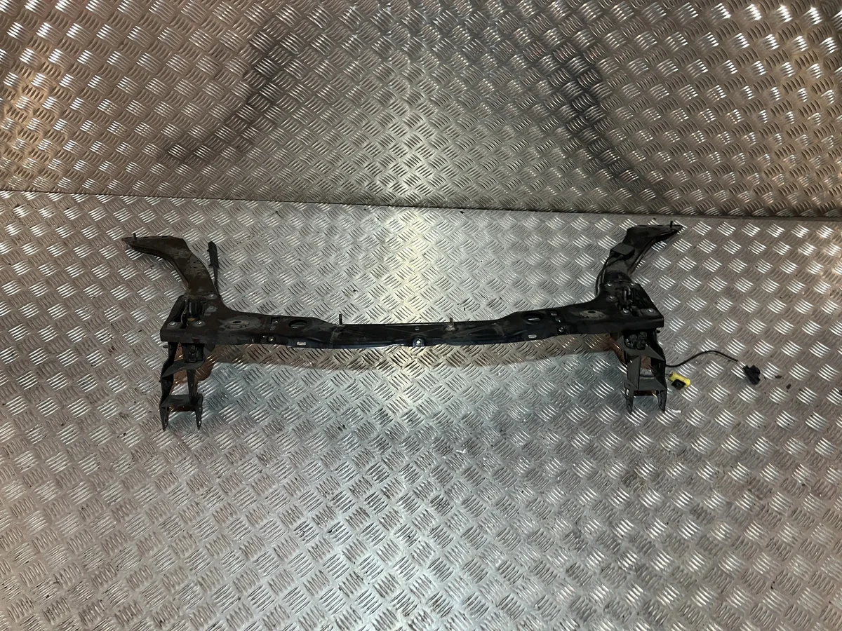 Refuerzo superior BMW X1 F48 TM28874