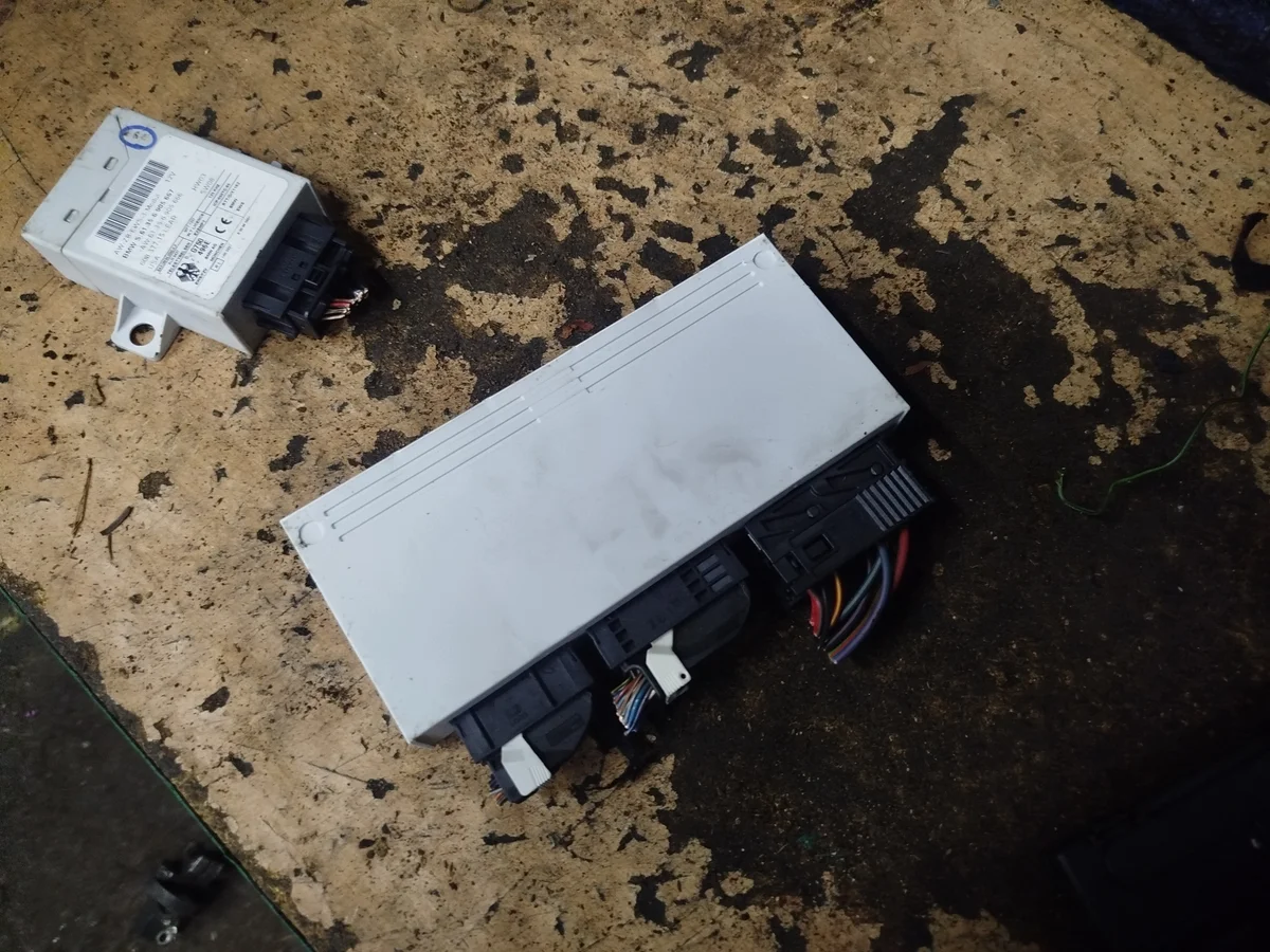 BMW E46 LIFT Fuse Box Module BMW466 image 3