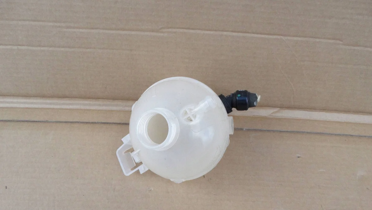 Boîtier d'expansion Peugeot 3008 II 1.2 THP