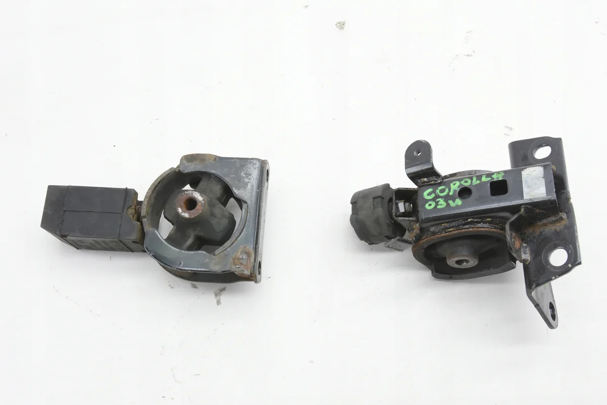 Toyota Corolla E12 Engine Mount 1.8 Used image 3
