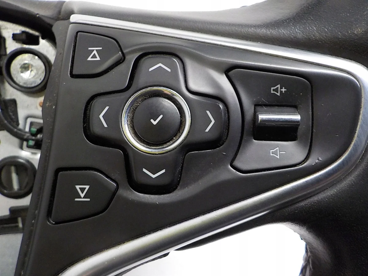Volante Opel Insignia A usato OEM 39016154 image 7