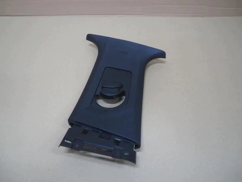 Peugeot 5008 II Mittelpfostenabdeckung Links