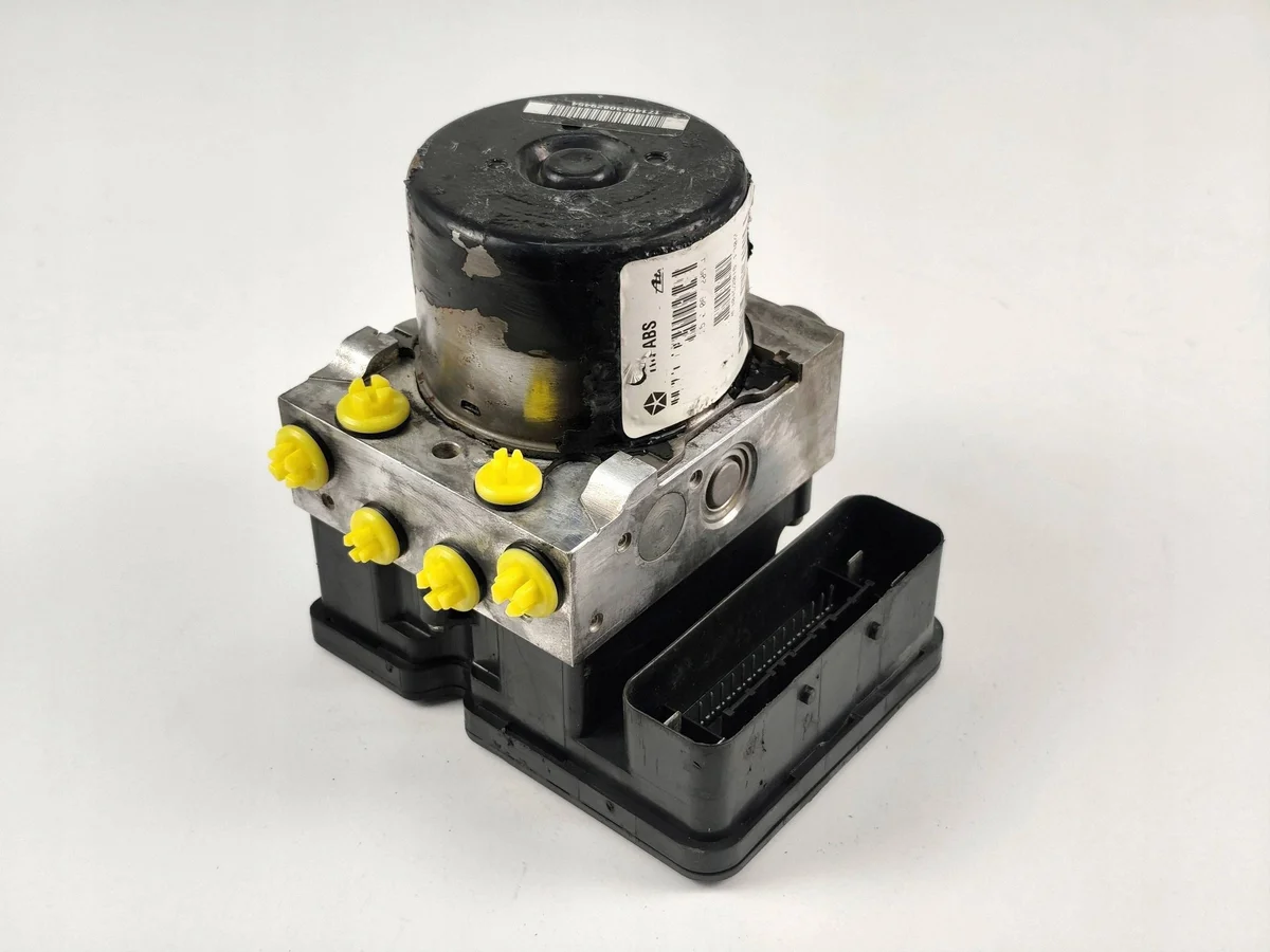 Pompe ABS Chrysler Grand Voyager II P04721522AC