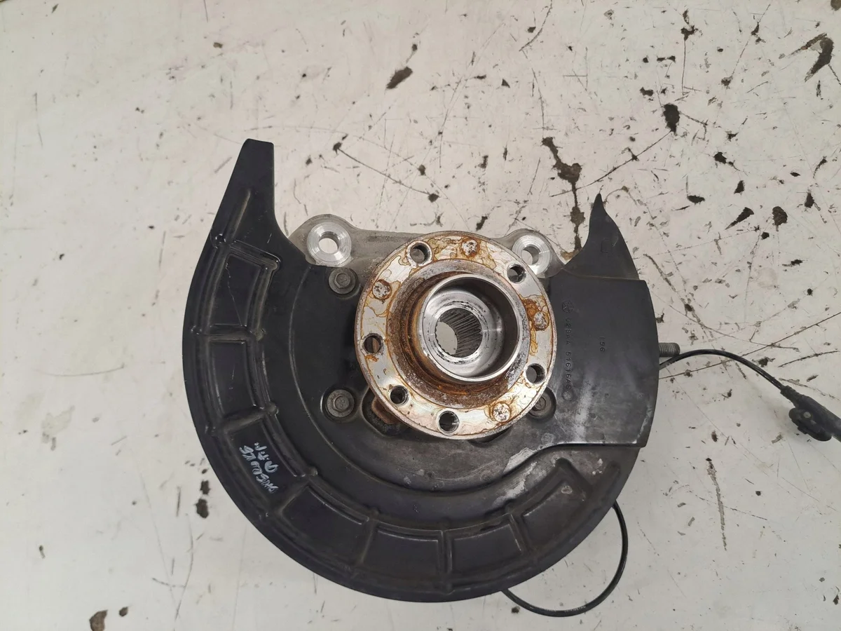 2019 Jeep Cherokee KL Framnav 68302928AC image 7