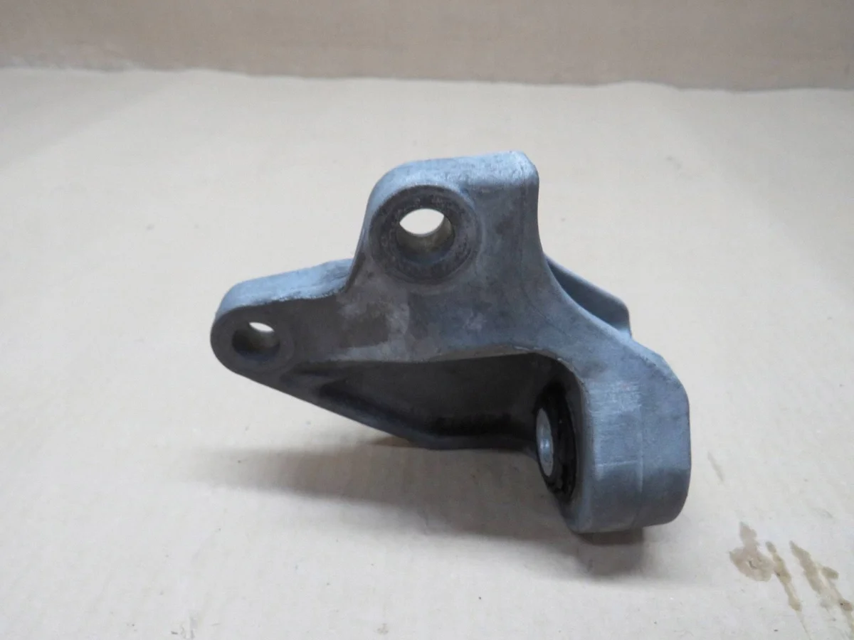 Ford DS73-6P093-GA Support boîte occasion image 7