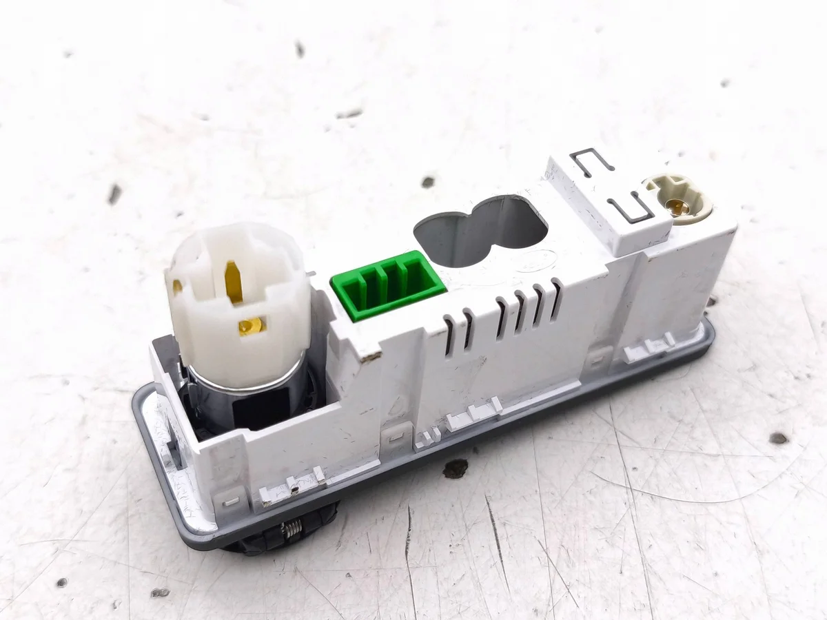USB Socket Land Rover Range Rover Evoque L538 FK7219C166CC image 4