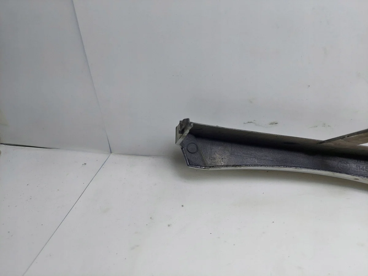 List för lampa höger fram BMW E46 image 8