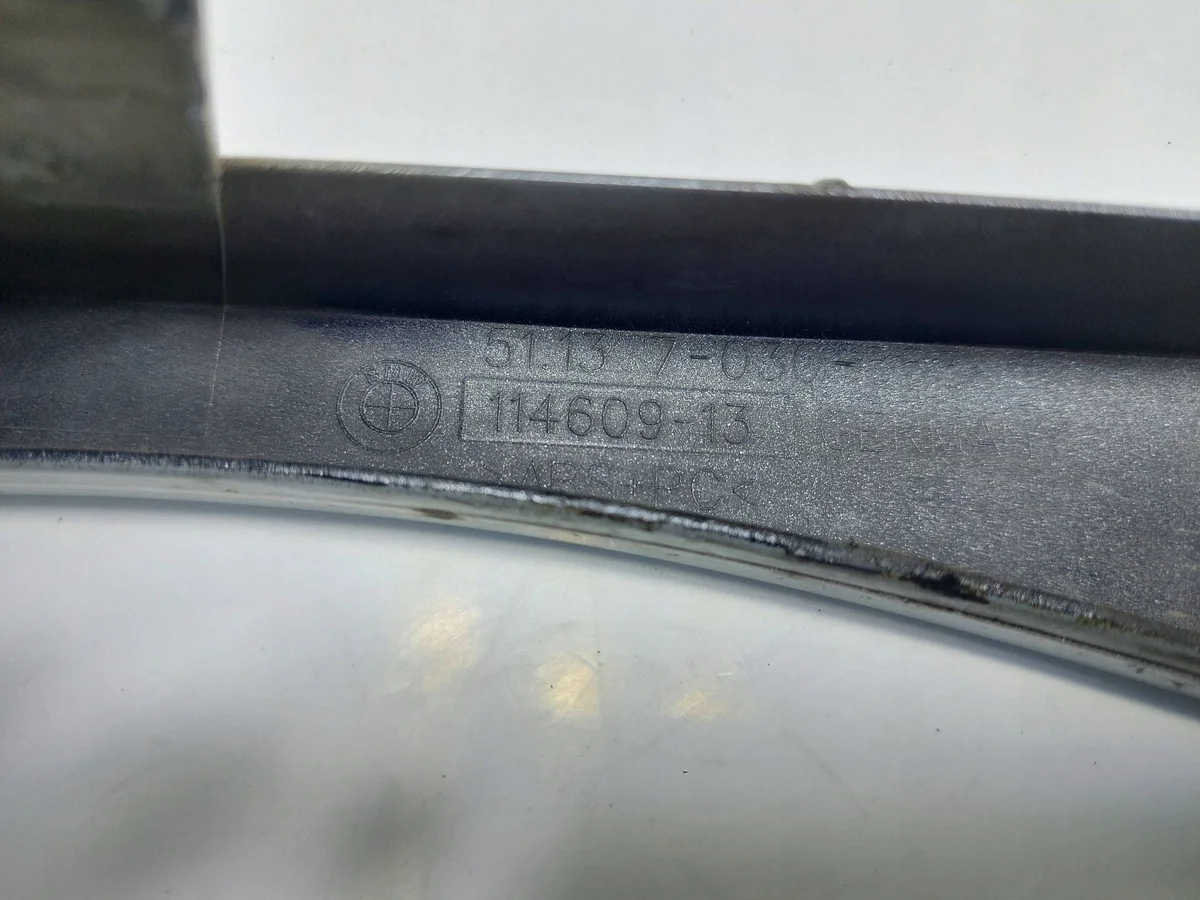 List för lampa höger fram BMW E46 image 10