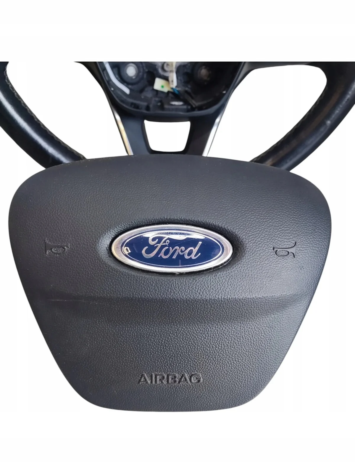Ford Fiesta Mk8 ohjauspyörän turvatyyny