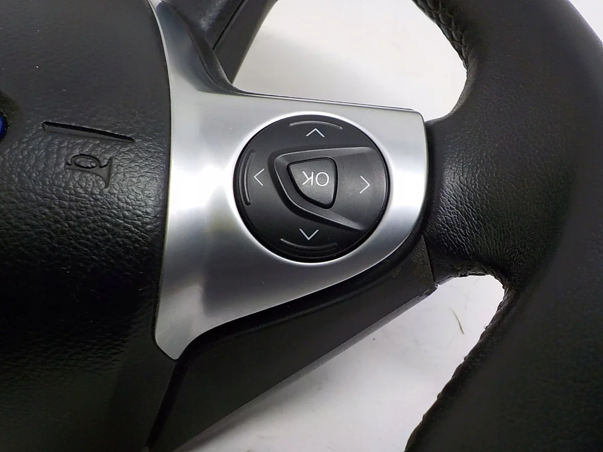 Volante Ford C-Max II MK2 MK3 Usado image 5