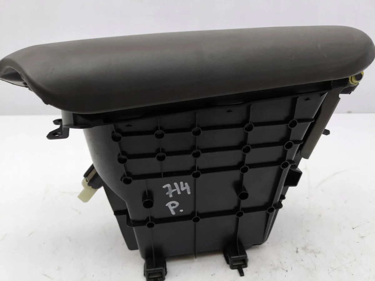 Toyota C-HR Supporto Bracciolo 58812-F4010 image 6