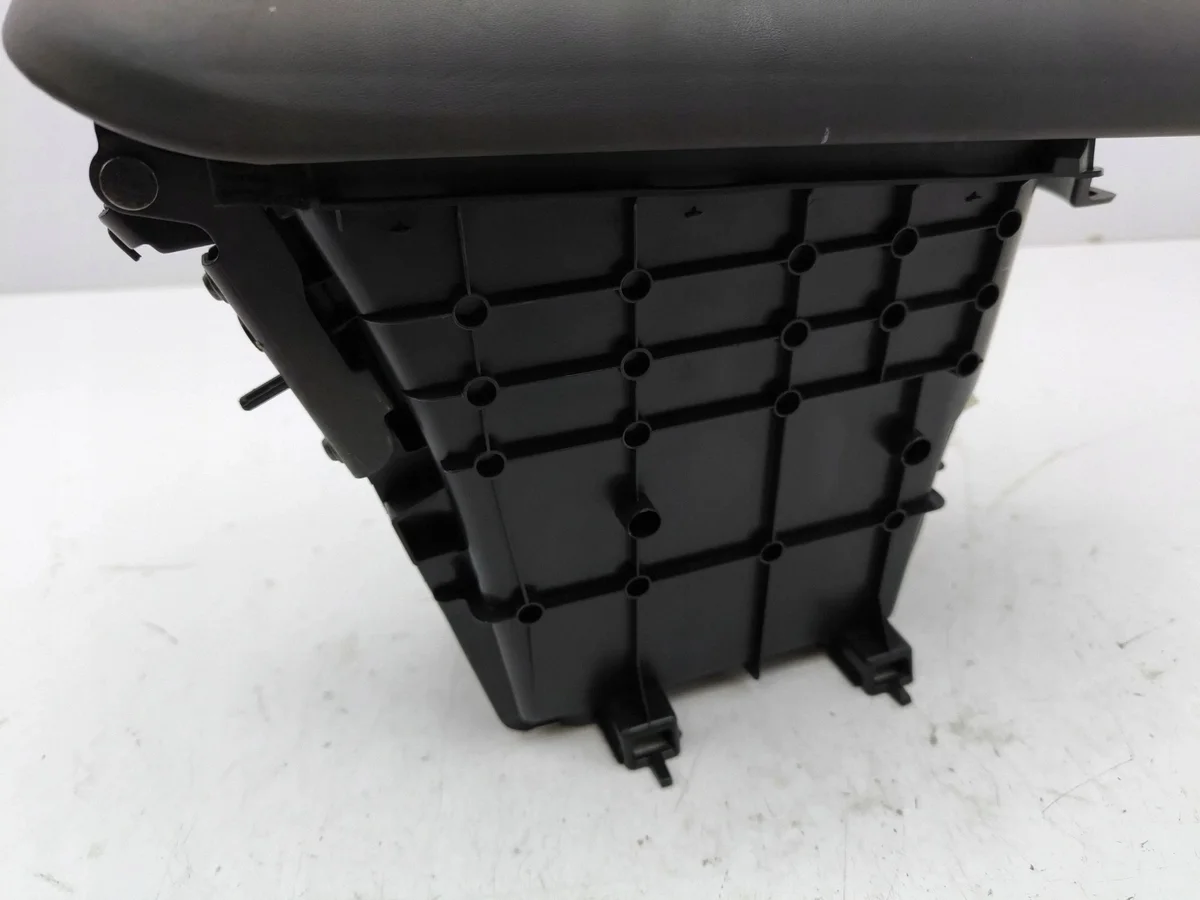 Toyota C-HR Supporto Bracciolo 58812-F4010 image 7