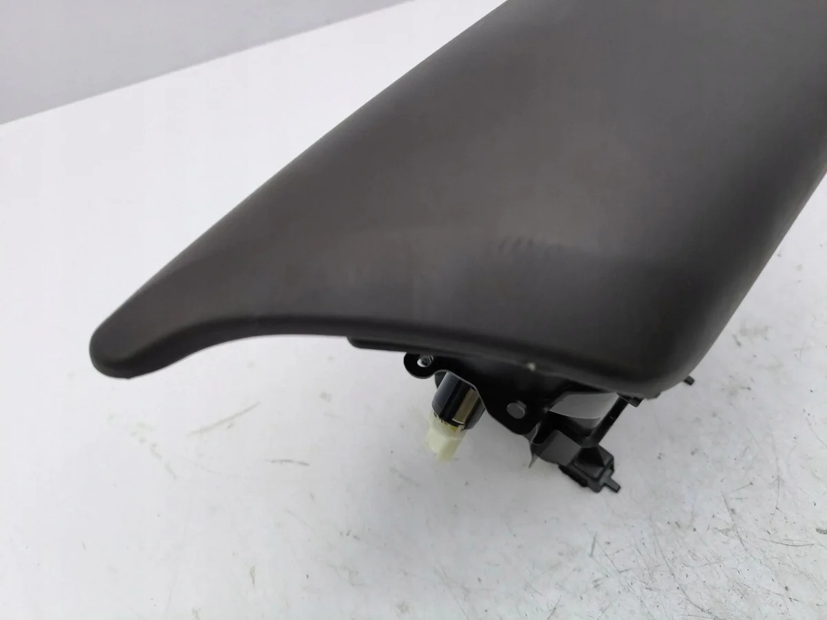 Toyota C-HR Supporto Bracciolo 58812-F4010 image 8