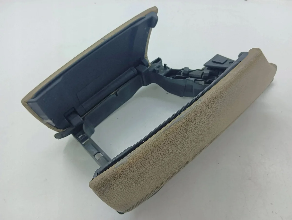 BMW 5 F10 F11 Armsteun Middenconsole image 3