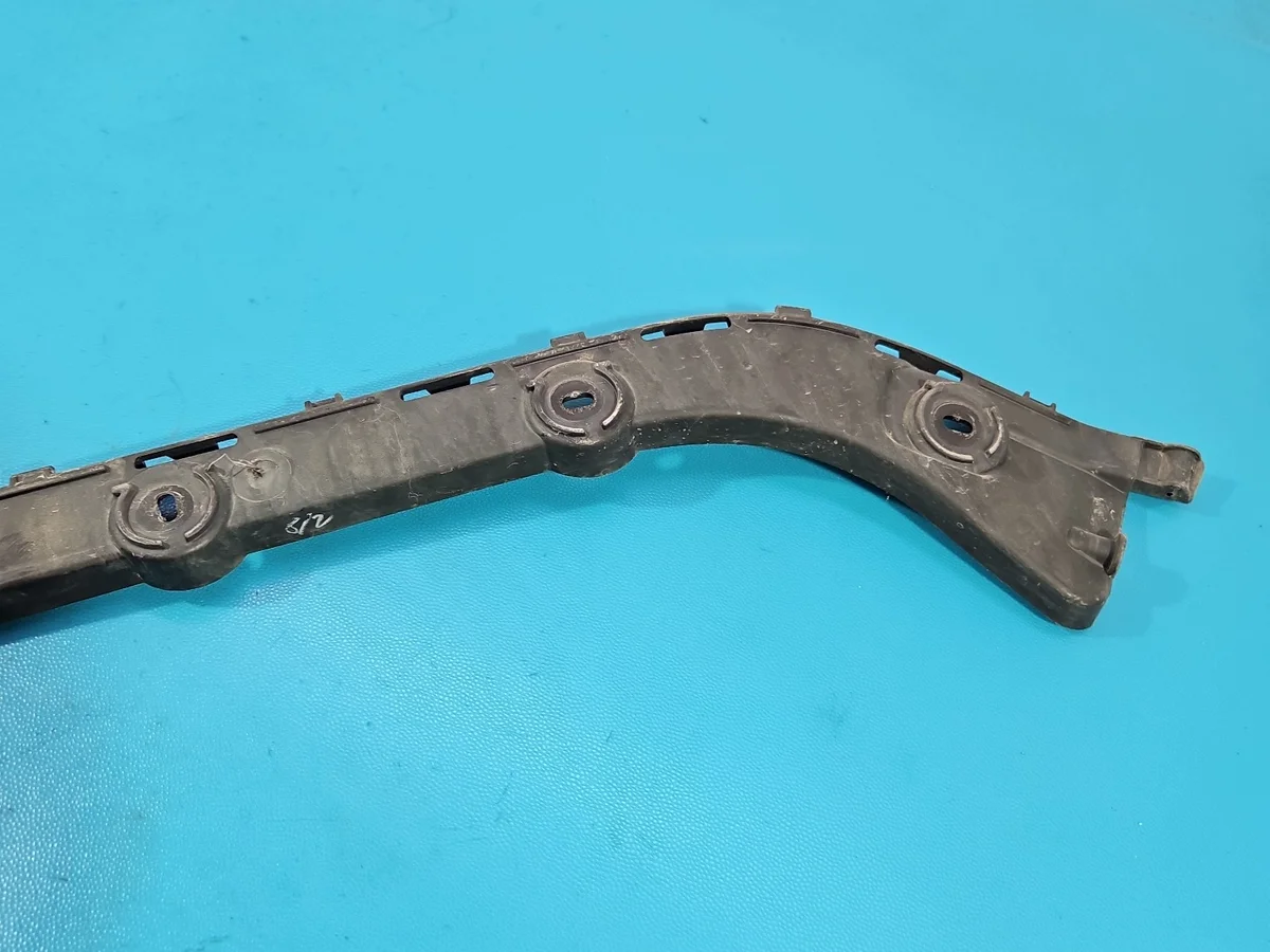 Halterung Stoßfänger Hinten Links Skoda Octavia III image 3