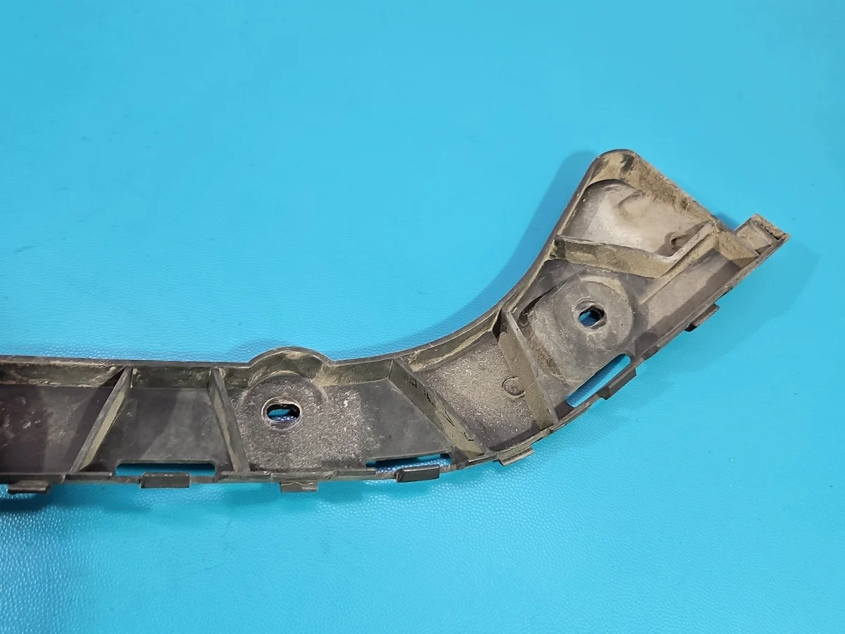 Halterung Stoßfänger Hinten Links Skoda Octavia III image 5