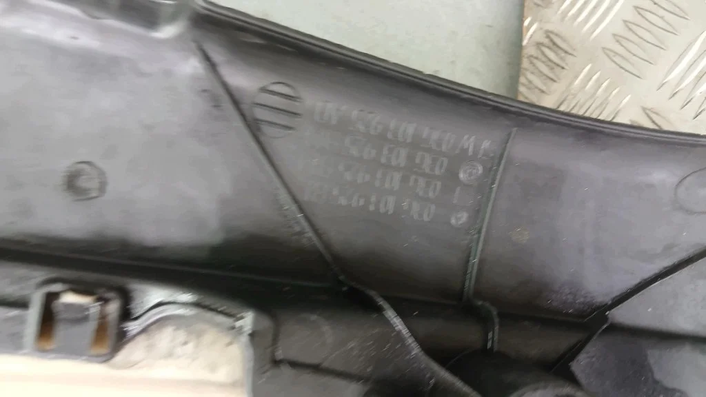 Motorabdeckung VW Passat B6 1.9TDI 03G103925 image 5