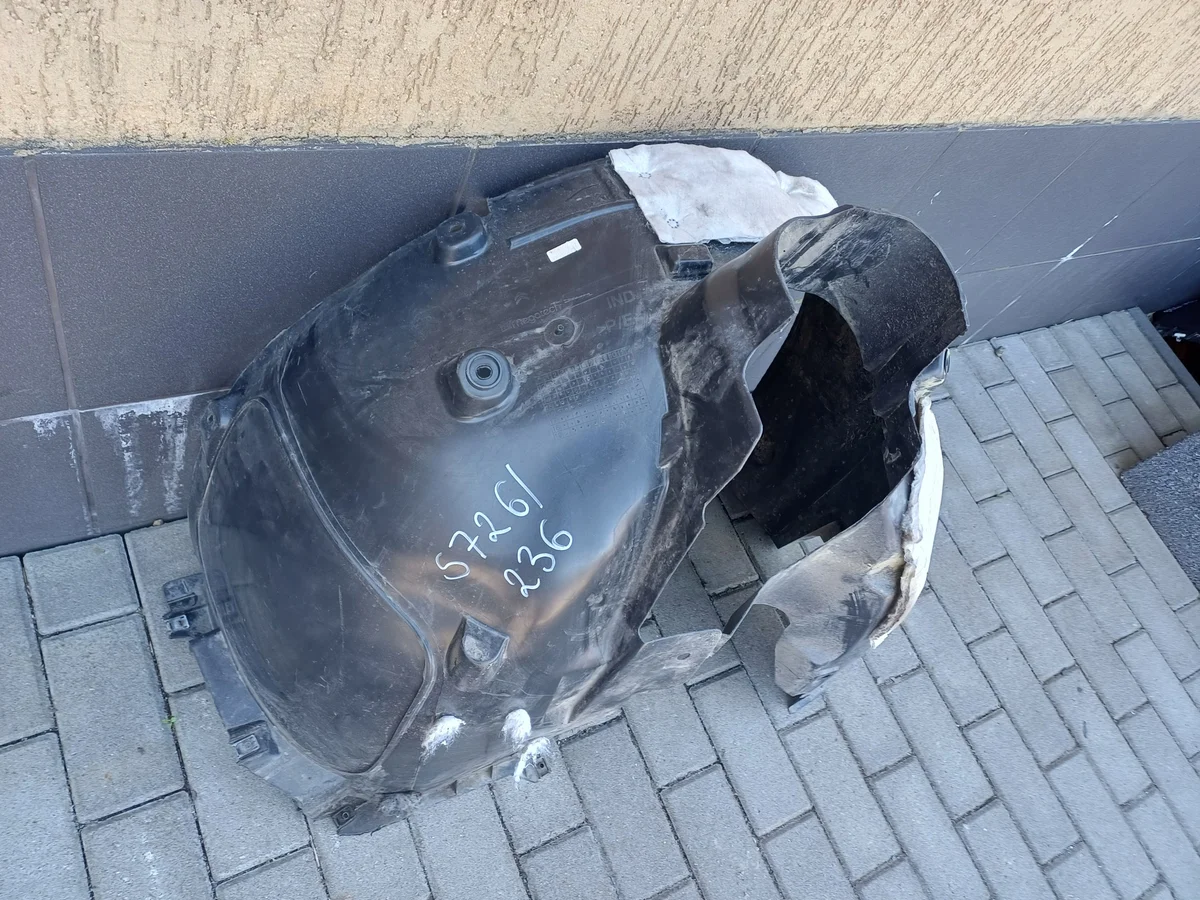 CITROEN C4 PICASSO II 13- etulokasuoja oikea