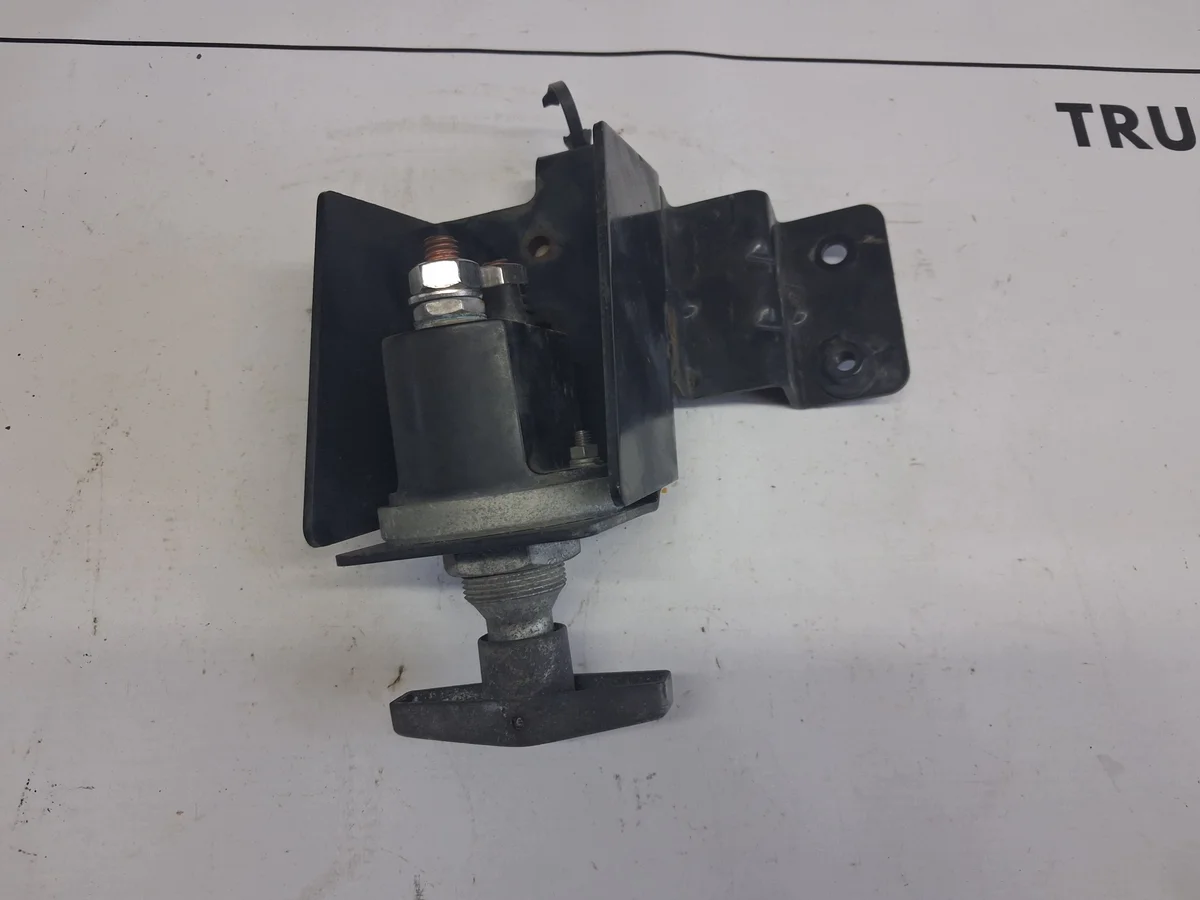 Schalter Strom Ford F Max 500 LKW 14A066