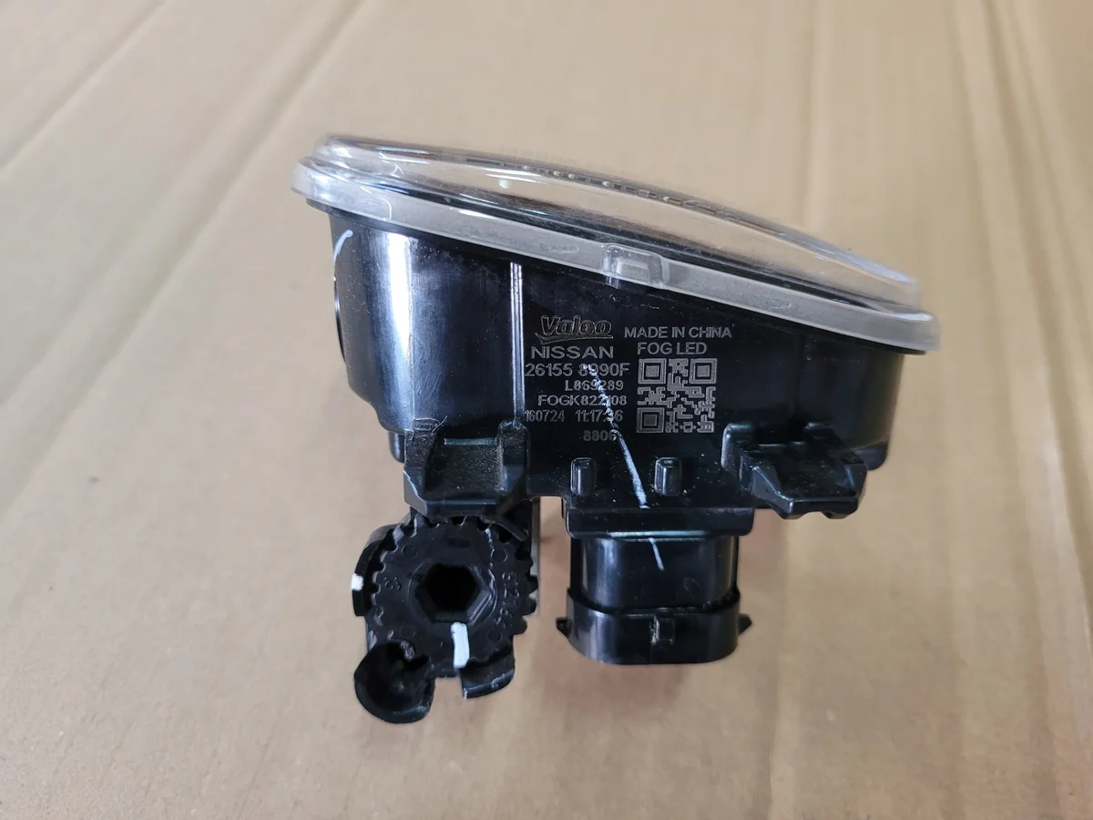 Mistlamp links LED Nissan X-Trail T33 image 3
