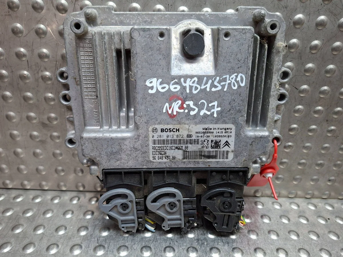 Engine Control Unit 0281013872 9664843780