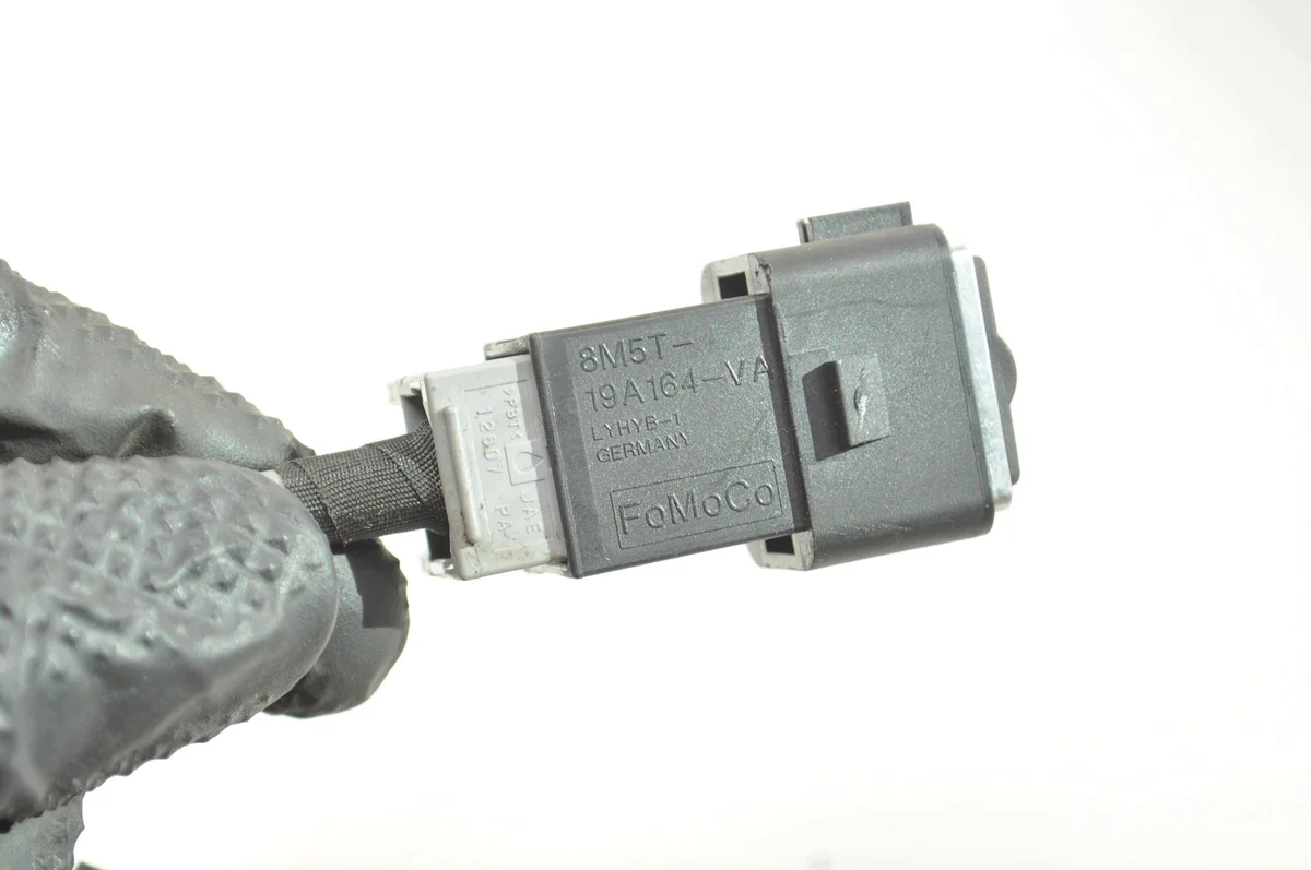 USB-portti Volvo C30 (2006-2013) image 3