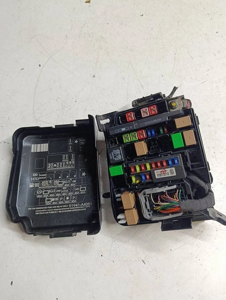 Caja Fusibles Kia Carens IV 91941-A4051