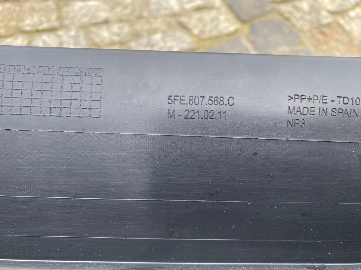 Spoiler Seat Leon IV 5FE807568C Usado image 8