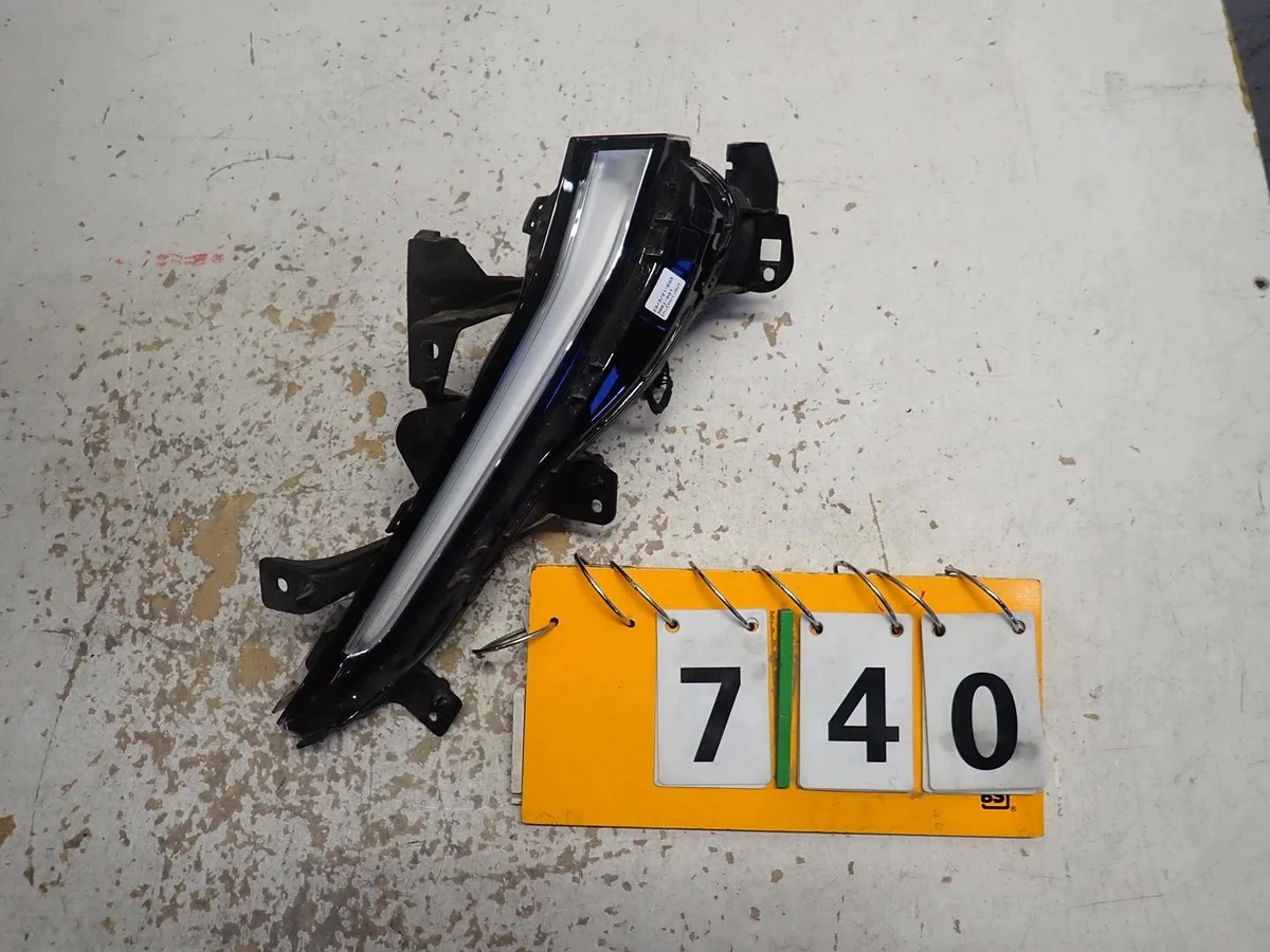 Halogen vänster LED DRL Peugeot 508 II 9820134880
