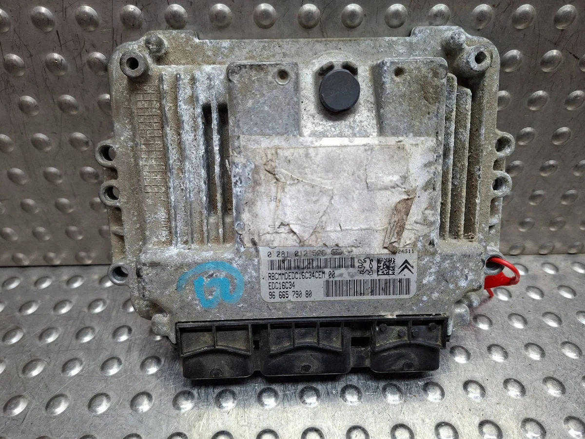 Engine Control Unit 0281012526 9666579080