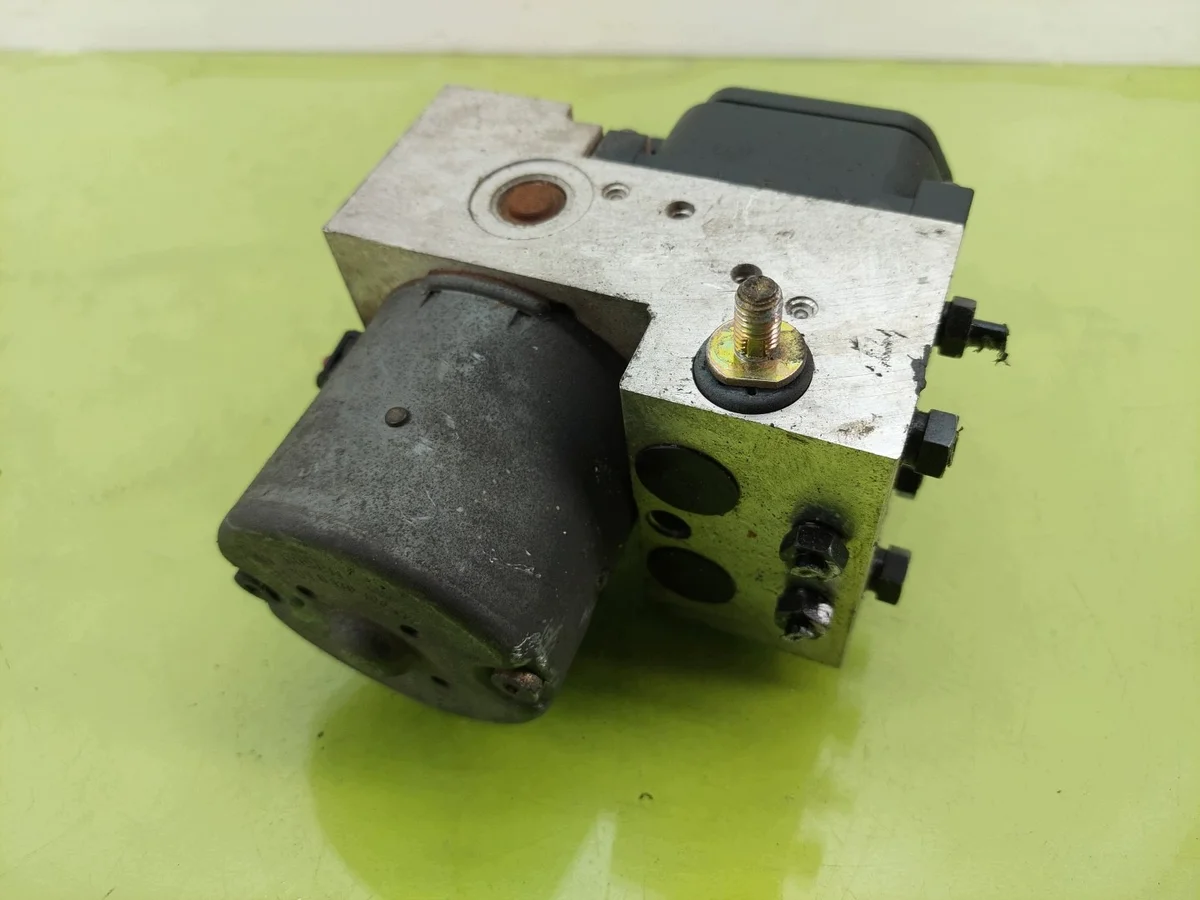 Bomba ABS VW Passat B5 Audi A4 B5 8E0614111T image 3