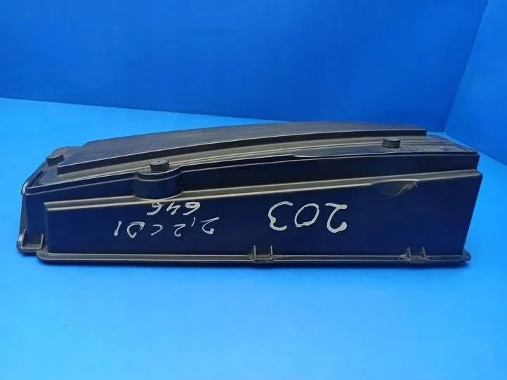 Boîtier de filtre à air Mercedes-Benz A6460900401