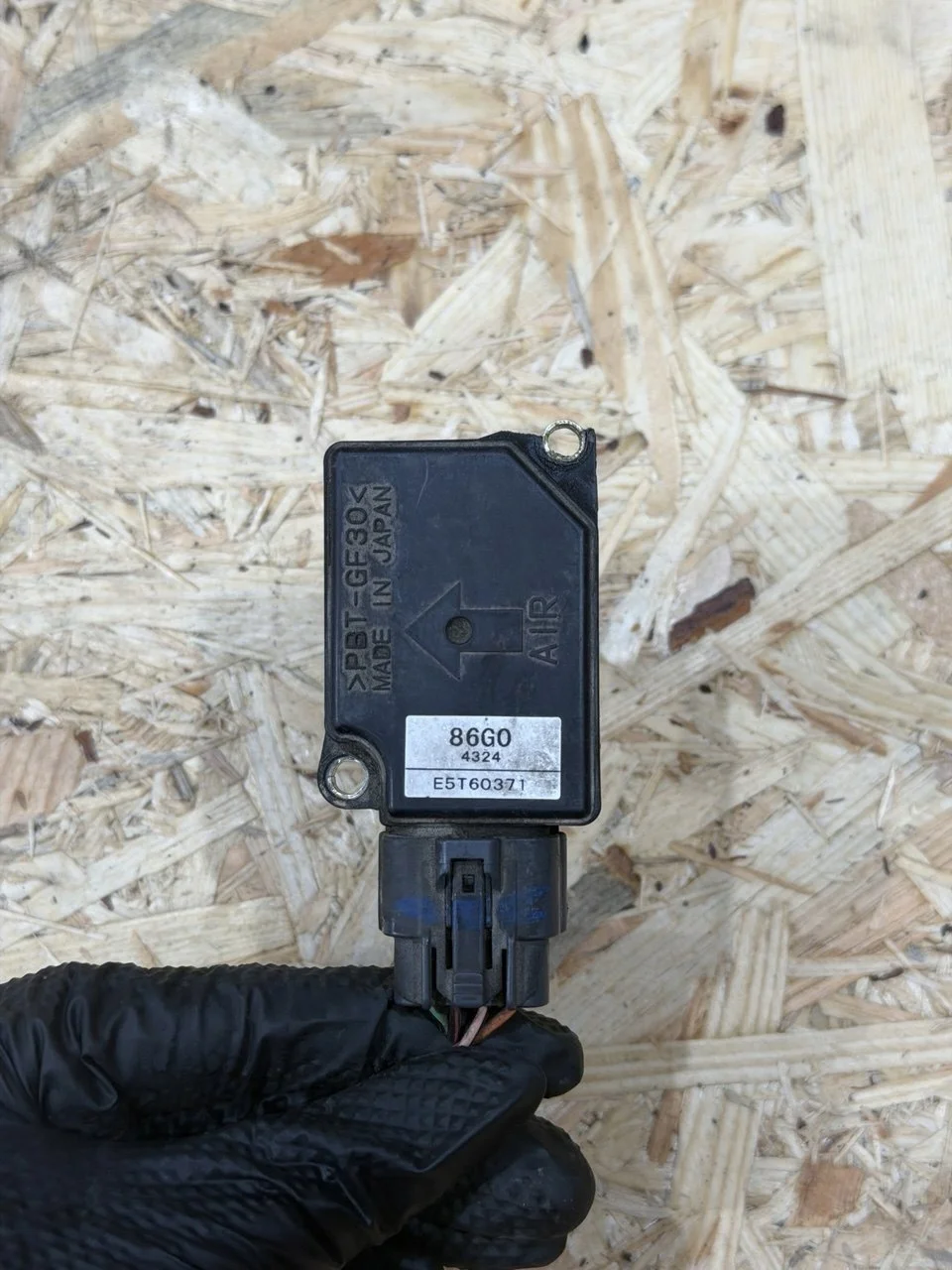 Mass Air Flow Meter Opel E5T60371