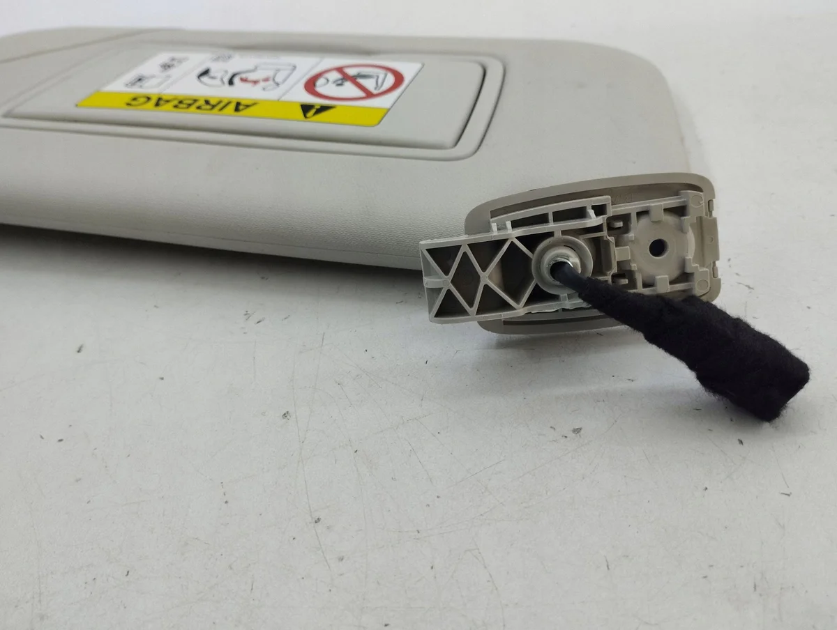 Ford Focus 2019 Zonneklep AMD99302 image 3