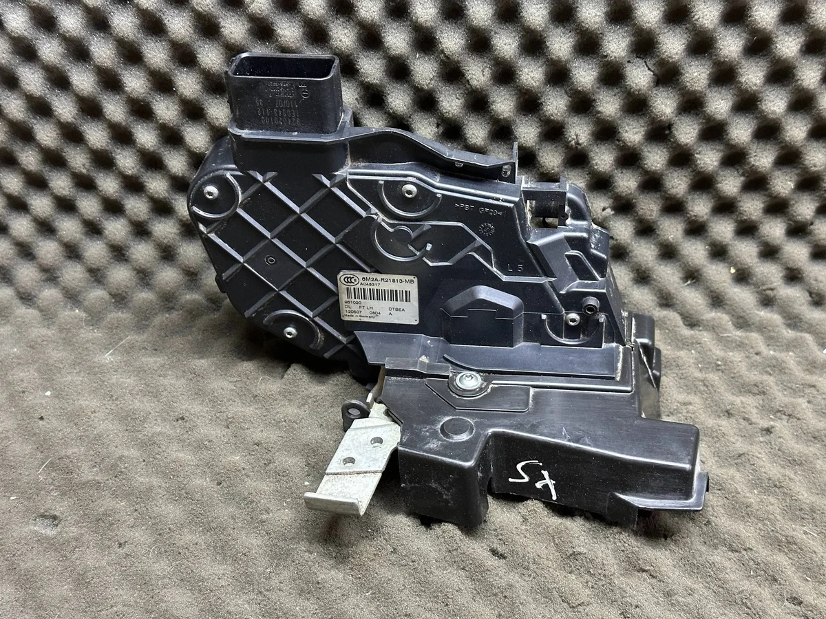 Serrure de porte avant Ford Mondeo MK IV