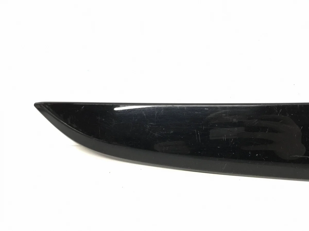 Kia Xceed Rear Trunk Spoiler Right Used