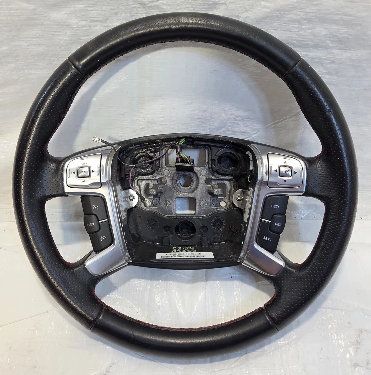 Volant multifonction Ford S-MAX MK1 image 2