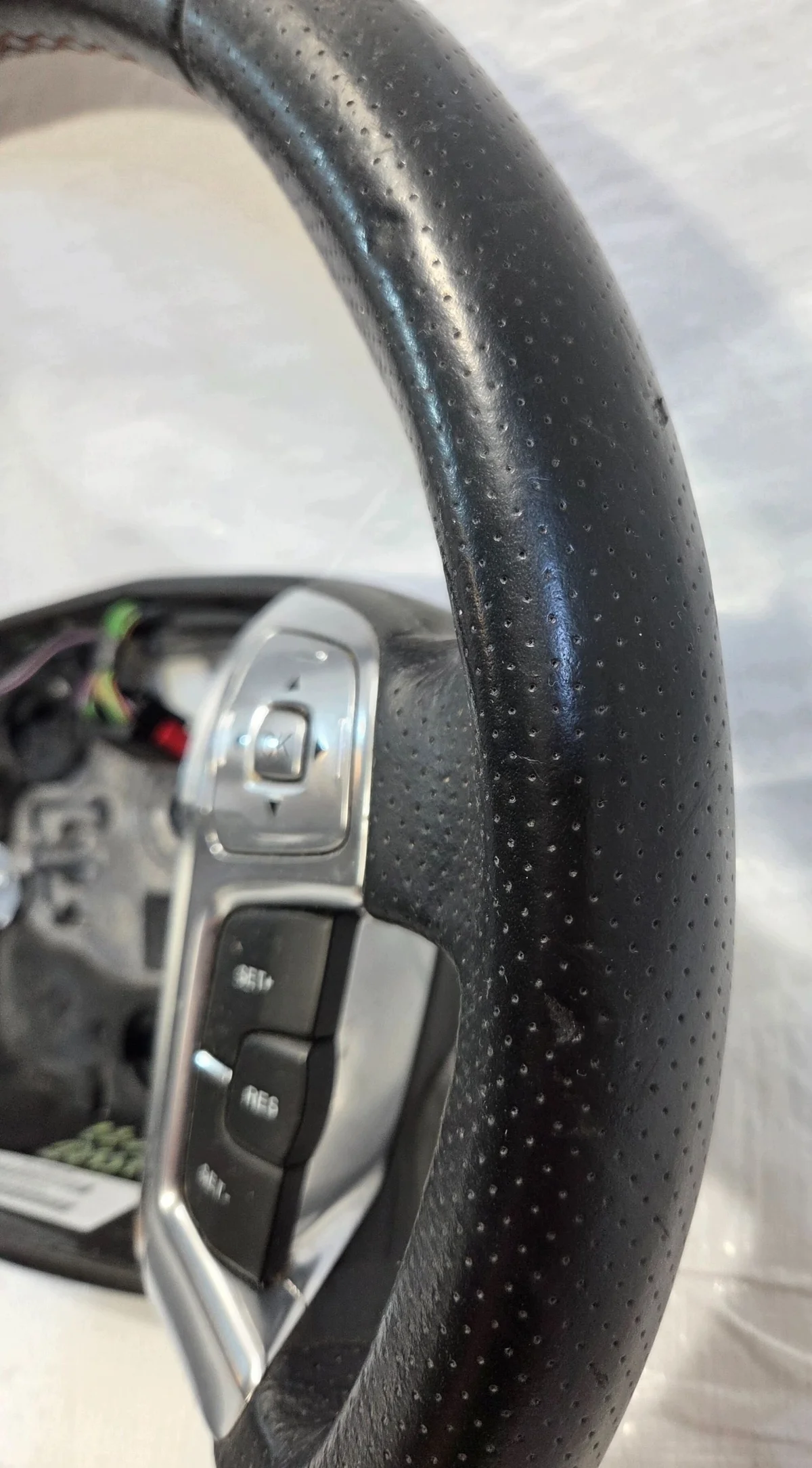 Volant multifonction Ford S-MAX MK1 image 4