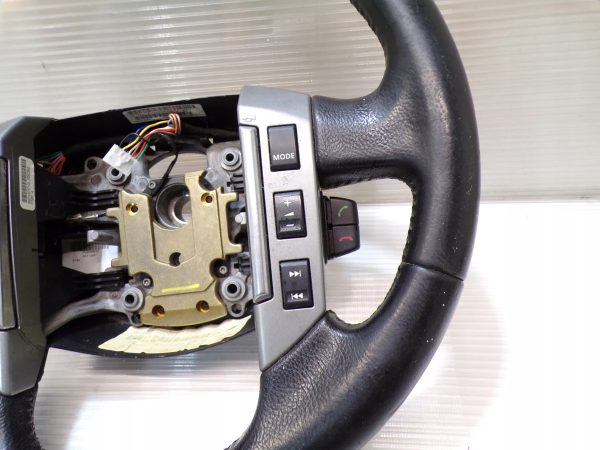Used Multifunction Leather Steering Wheel image 3