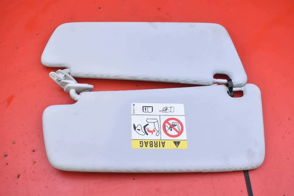 Protetor Solar Opel Corsa E 2014-2020 Usado image 5
