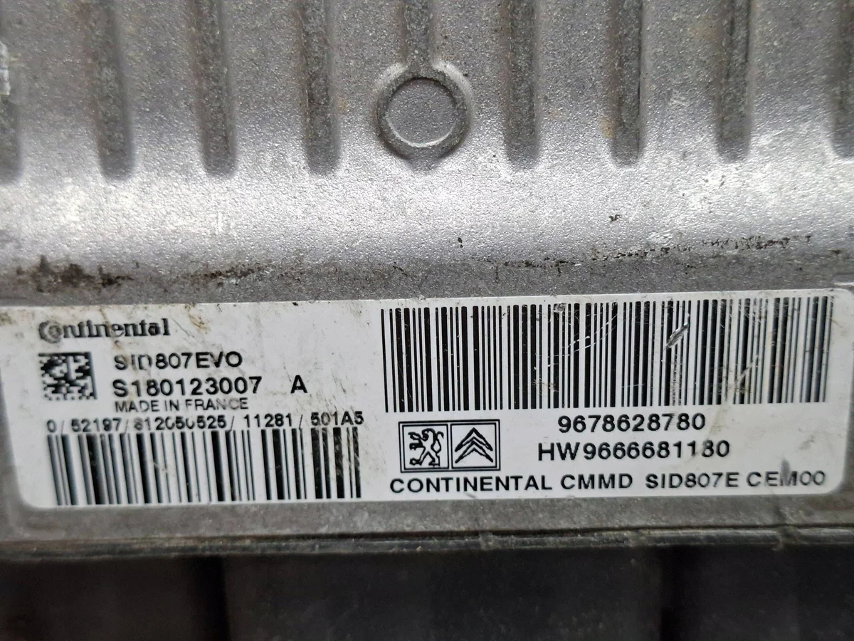 Engine Control Unit S180123007A 9678628780