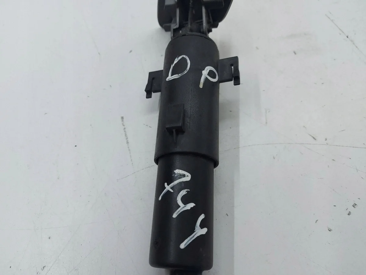 BMW X5 E70 Headlight Washer Jet Right image 7