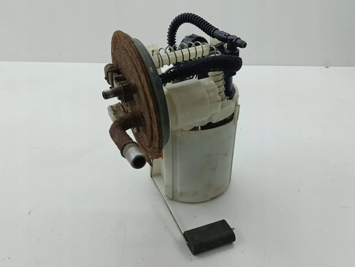 Saab 9-7X 2006 Polttoainepumppu 16238399