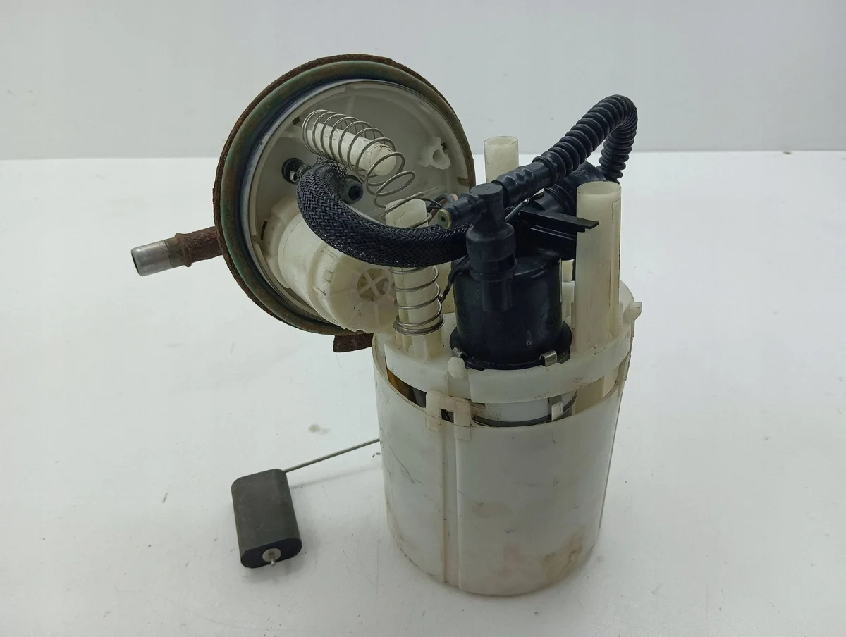 Saab 9-7X 2006 Polttoainepumppu 16238399 image 3