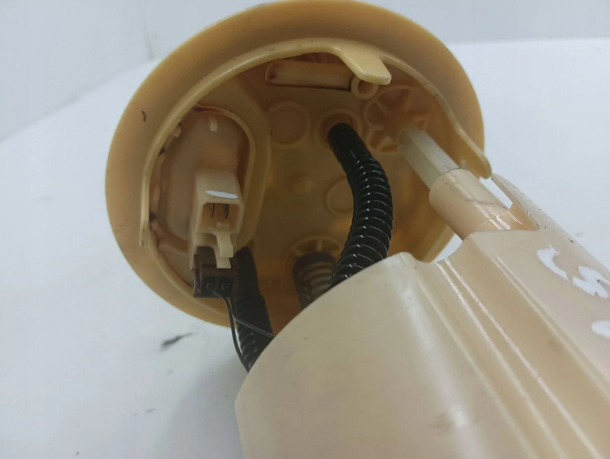 Pompe à carburant Citroen DS3 1.6 THP 9685472380 image 6