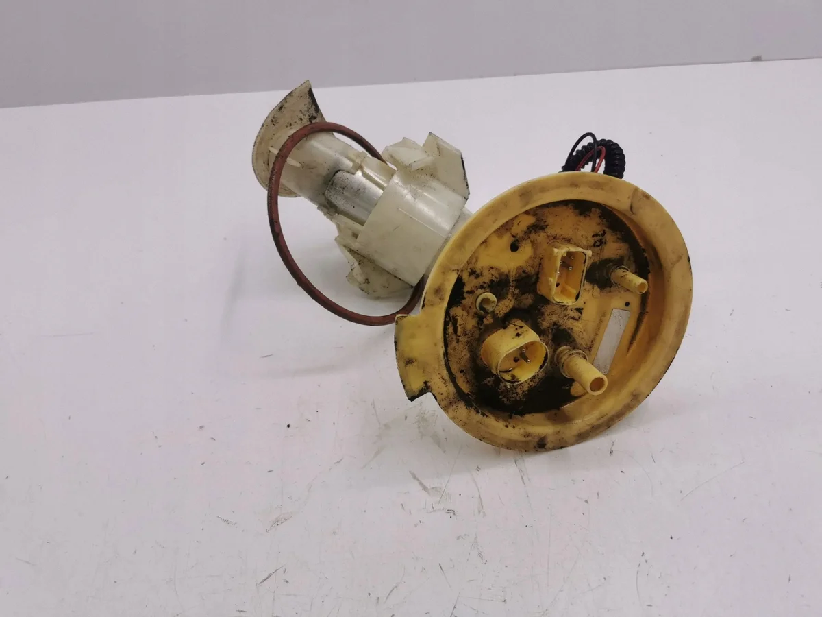 Bränslepump BMW 5 F10 F11 2012 AMD111177 image 3