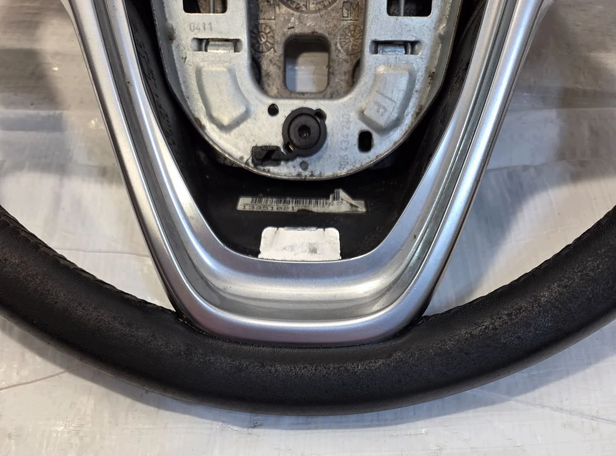Lederlenkrad Multifunktion Opel Astra J image 4