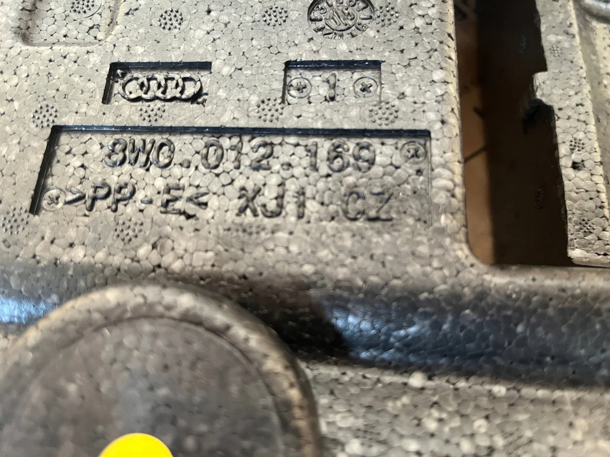 Audi A4 B9 reparationssats, kompressor, nycklar image 4
